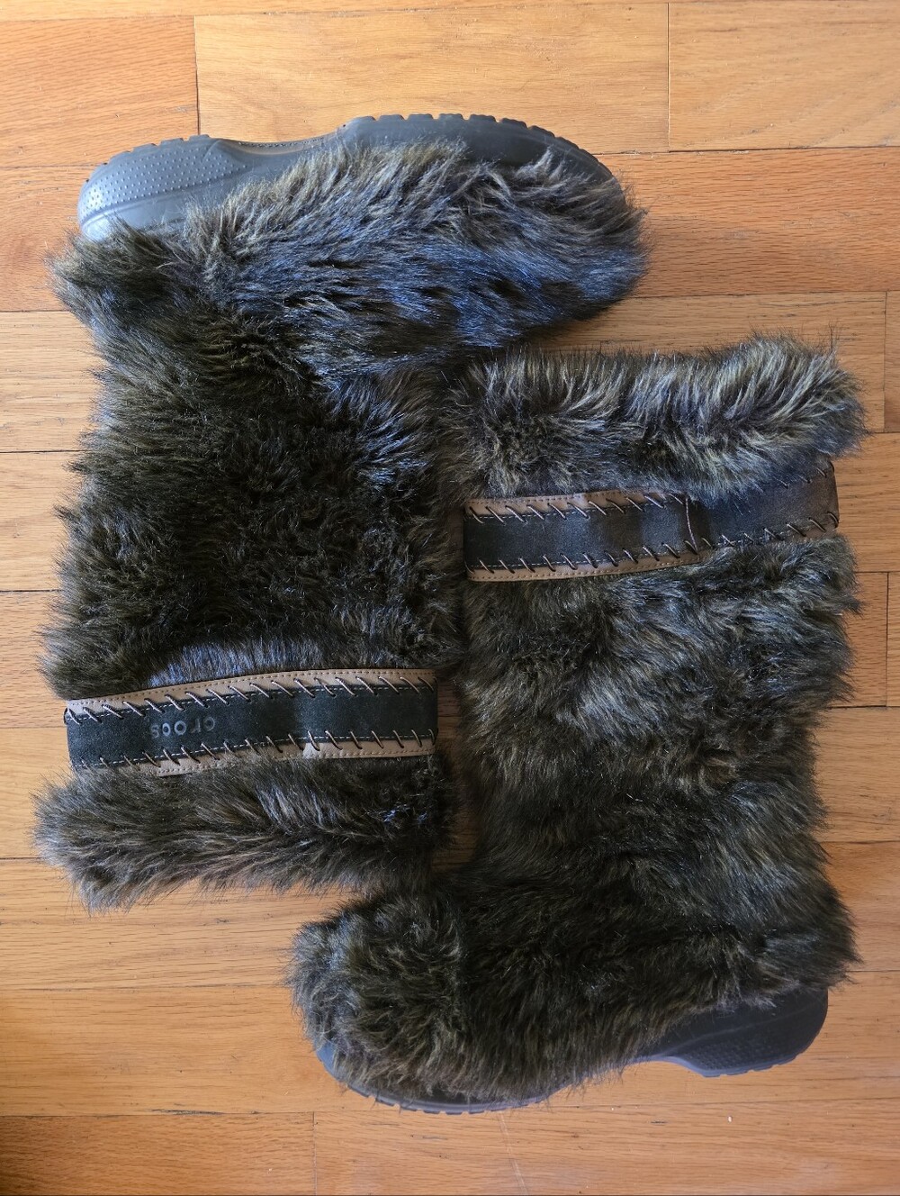 Crocs Y2K Yeti Faux Fur Brown Tall Boots Size 10